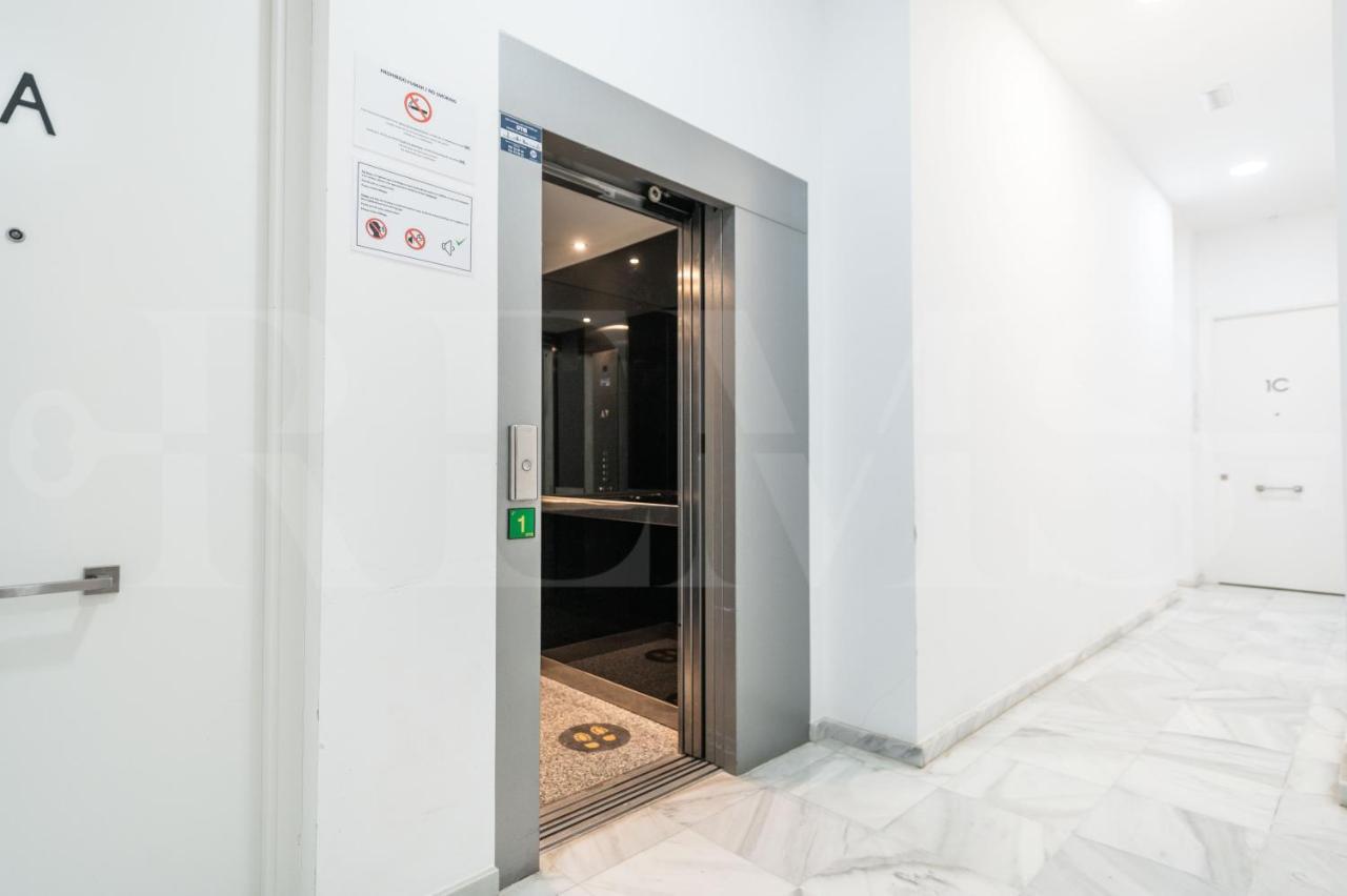 Elegant Studio In The Heart Of Malaga By Rems Málaga Exterior foto